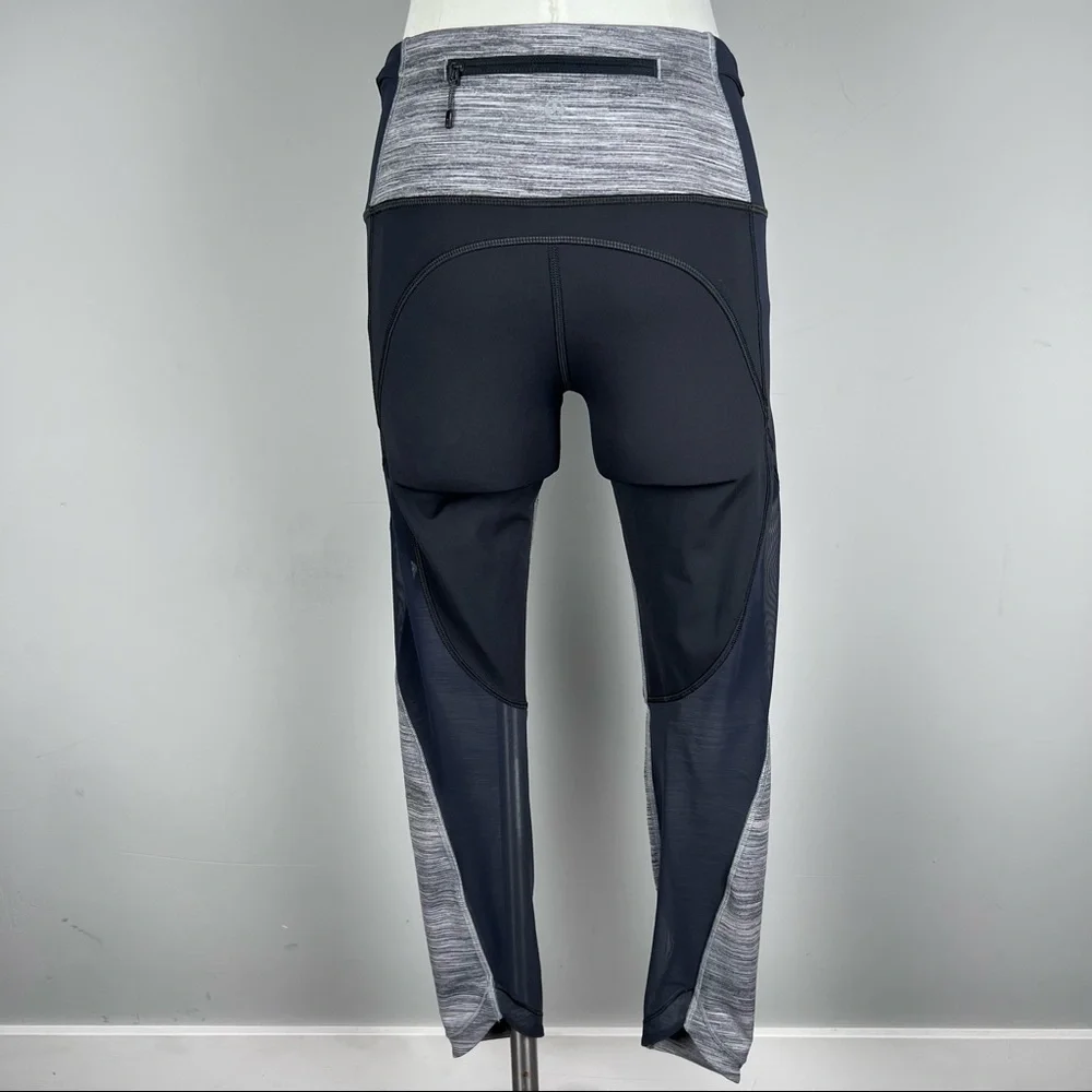 Like New-Lululemon Grey Striped Mesh Running Leggings with Zipper Pocket Size 8 - Picture 6 of 14